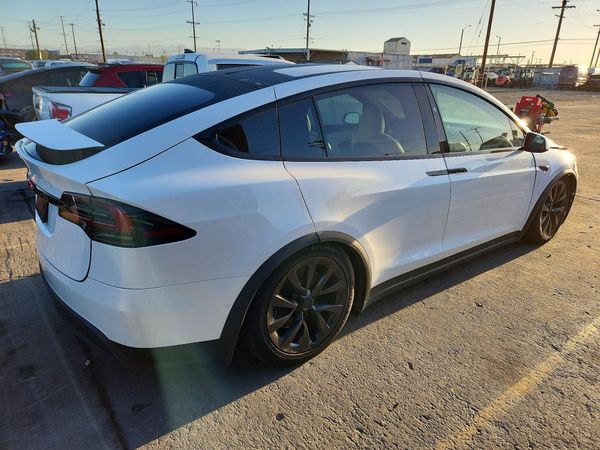 2022 TESLA MODEL X