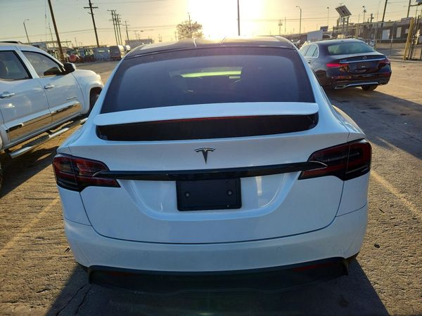2022 TESLA MODEL X