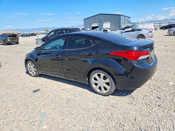 2013 HYUNDAI ELANTRA