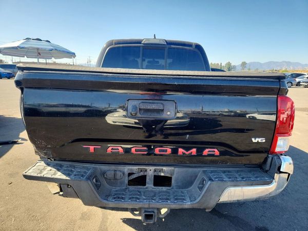 2017 TOYOTA TACOMA