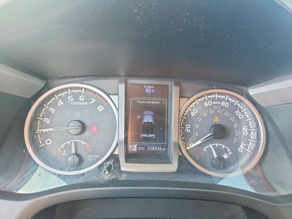 2017 TOYOTA TACOMA