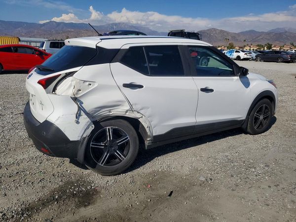 2020 NISSAN KICKS