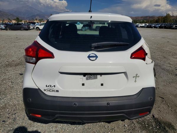 2020 NISSAN KICKS