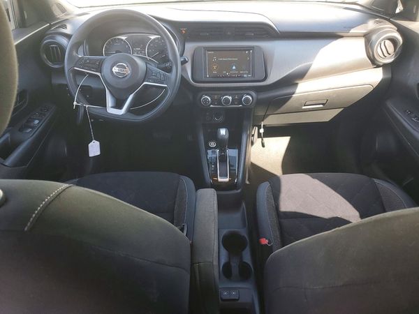 2020 NISSAN KICKS