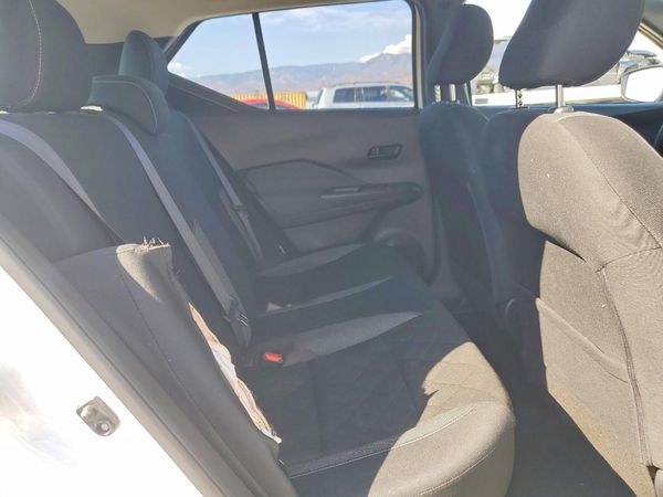 2020 NISSAN KICKS