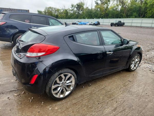2014 HYUNDAI VELOSTER