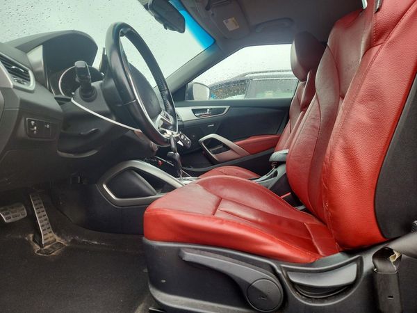 2014 HYUNDAI VELOSTER