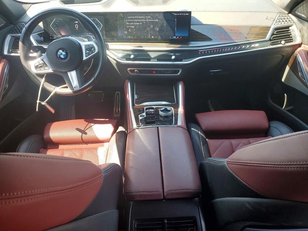 2025 BMW X6