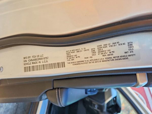 2024 JEEP GRAND CHEROKEE Limited