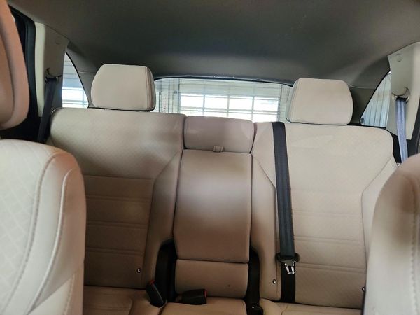 2016 KIA SORENTO L / LX