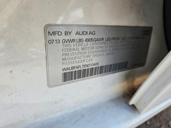 2014 AUDI A4 quattro Premium
