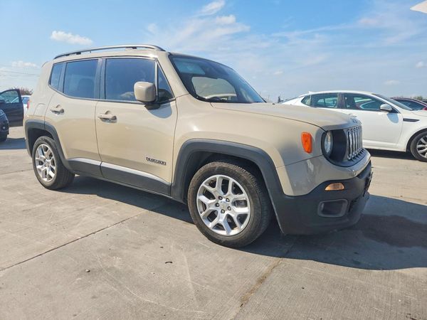 2016 JEEP RENEGADE — Passenger 3/4