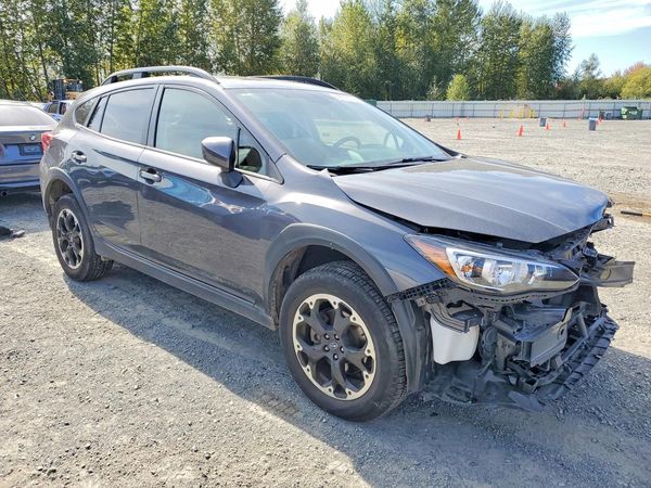 2023 SUBARU CROSSTREK Premium — Passenger 3/4