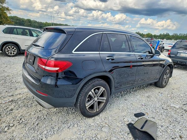 2017 MERCEDES-BENZ GLC GLC300