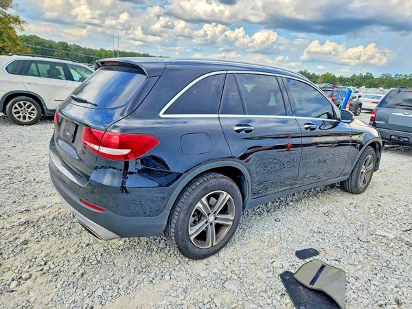 2017 MERCEDES-BENZ GLC GLC300