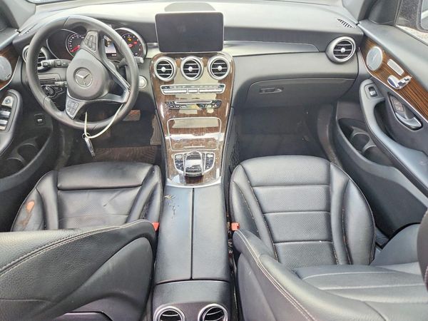 2017 MERCEDES-BENZ GLC GLC300