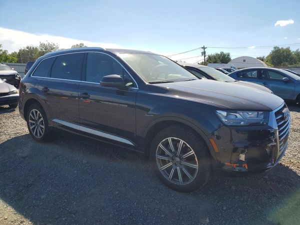 2017 AUDI Q7 quattro Prestige