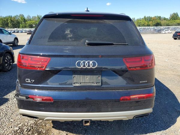 2017 AUDI Q7 quattro Prestige