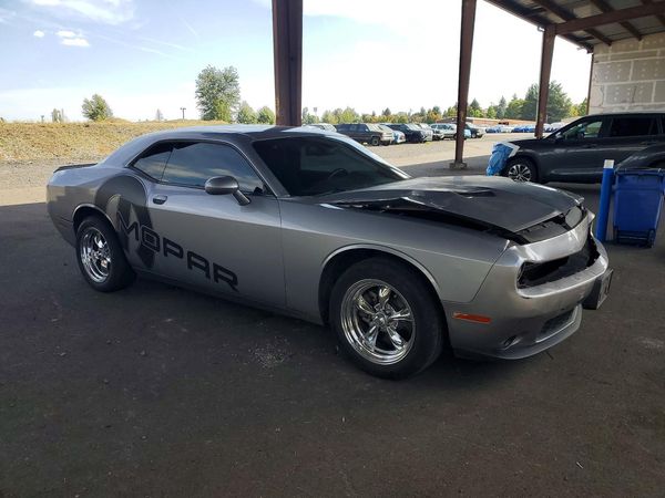 2016 DODGE CHALLENGER SXT