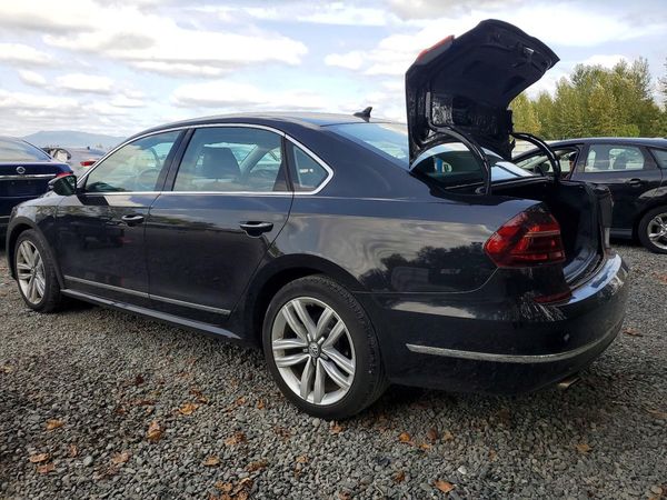 2017 VOLKSWAGEN PASSAT SE
