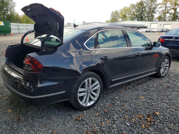 2017 VOLKSWAGEN PASSAT SE
