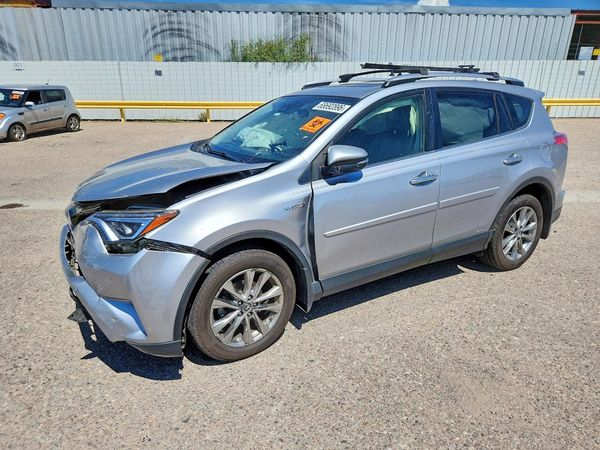 2017 TOYOTA RAV4 Ltd Hybrid — Front 3/4