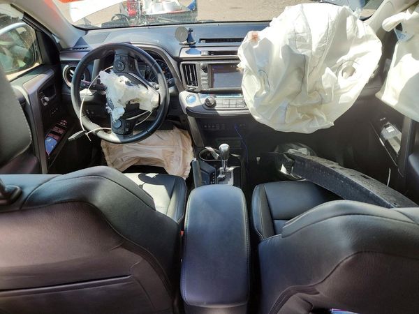 2017 TOYOTA RAV4 Ltd Hybrid — CKPT