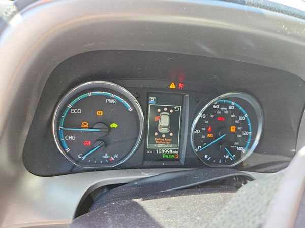 2017 TOYOTA RAV4 Ltd Hybrid — ODOM
