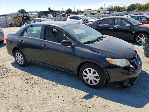 2012 TOYOTA COROLLA