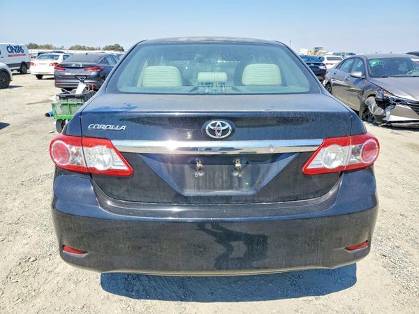 2012 TOYOTA COROLLA