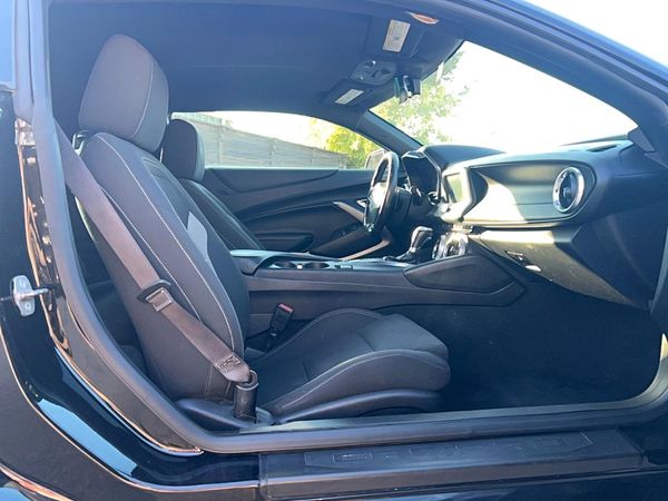 2017 CHEVROLET CAMARO 1LT