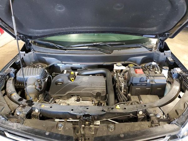 2025 CHEVROLET EQUINOX 1LT — Engine bay