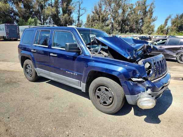 2013 JEEP PATRIOT Sport