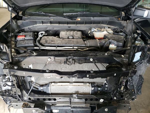 2024 CHEVROLET SILVERADO LT — Engine bay