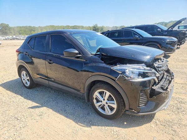 2021 NISSAN KICKS — Passenger 3/4