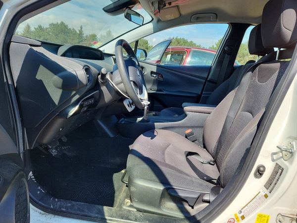 2018 TOYOTA PRIUS One/Two
