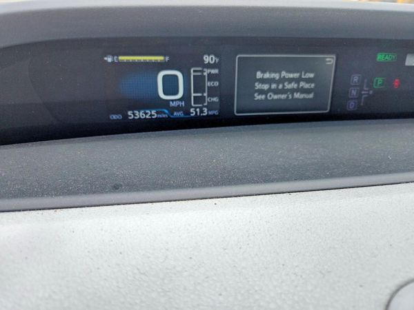 2016 TOYOTA PRIUS