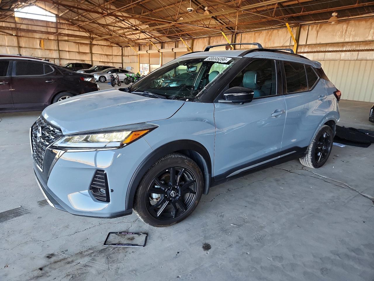 2024 NISSAN KICKS SR