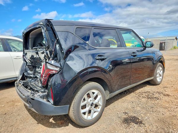 2025 KIA SOUL LX, S