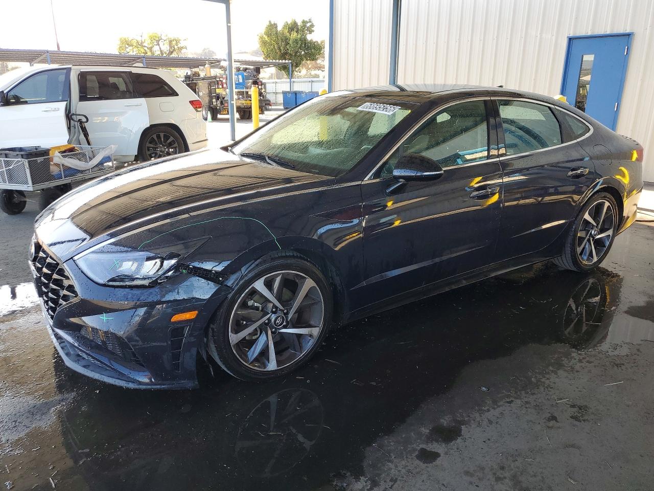 2023 HYUNDAI SONATA SEL Plus — Front 3/4