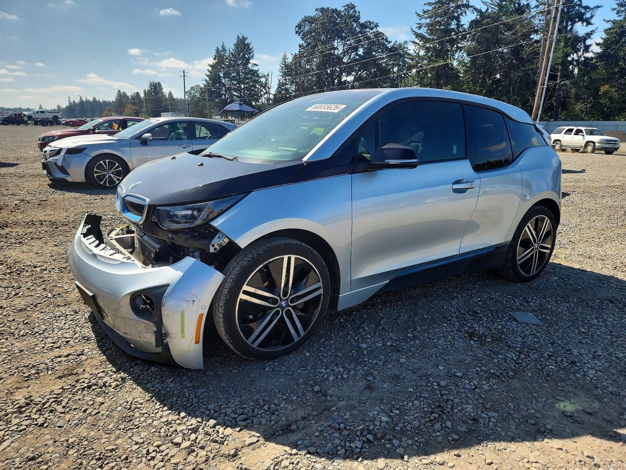 2015 BMW I3 Range Extender — Front 3/4