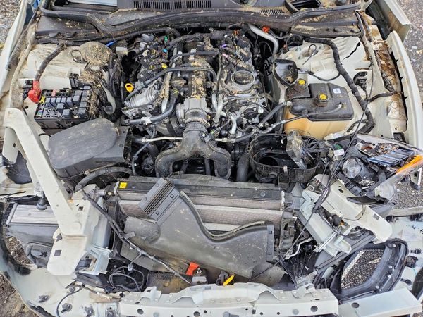 2022 MASERATI QUATTROPOR MODENA — Engine bay