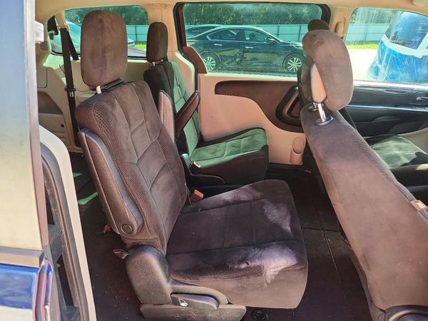 2014 DODGE GRAND CARAVAN SE