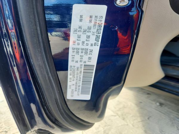 2014 DODGE GRAND CARAVAN SE