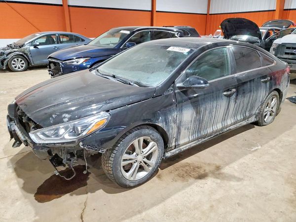 2018 HYUNDAI SONATA — Front 3/4