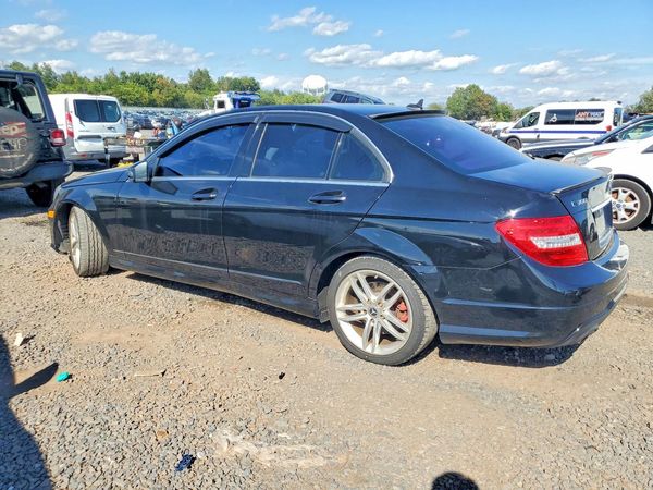 2013 MERCEDES-BENZ C C300