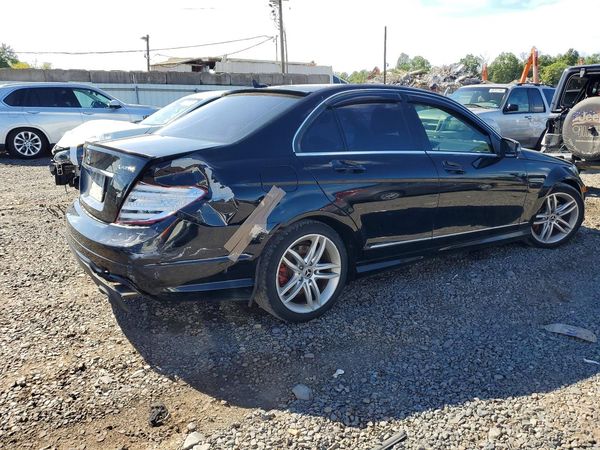 2013 MERCEDES-BENZ C C300