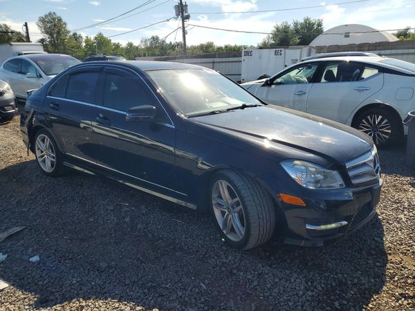 2013 MERCEDES-BENZ C C300
