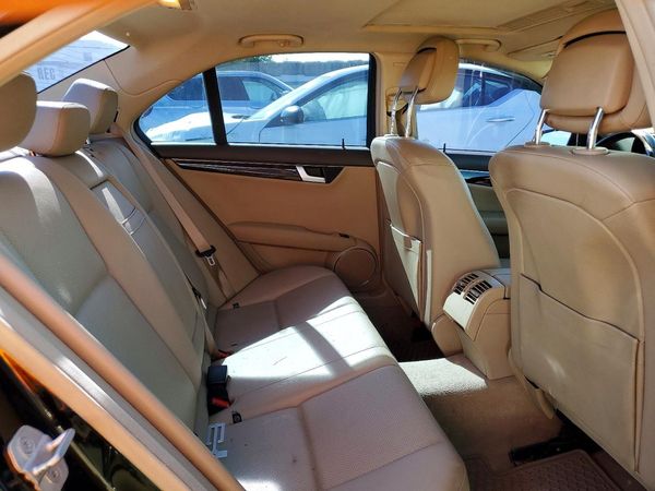 2013 MERCEDES-BENZ C C300