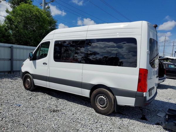 2025 MERCEDES-BENZ SPRINTER